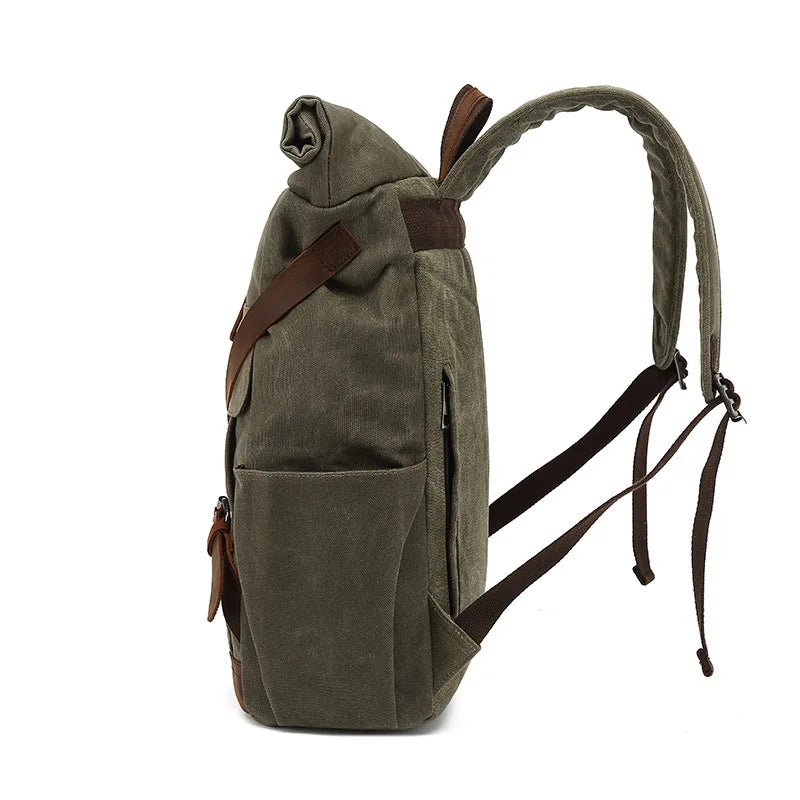 Sac à dos roll top en toile cirée verte