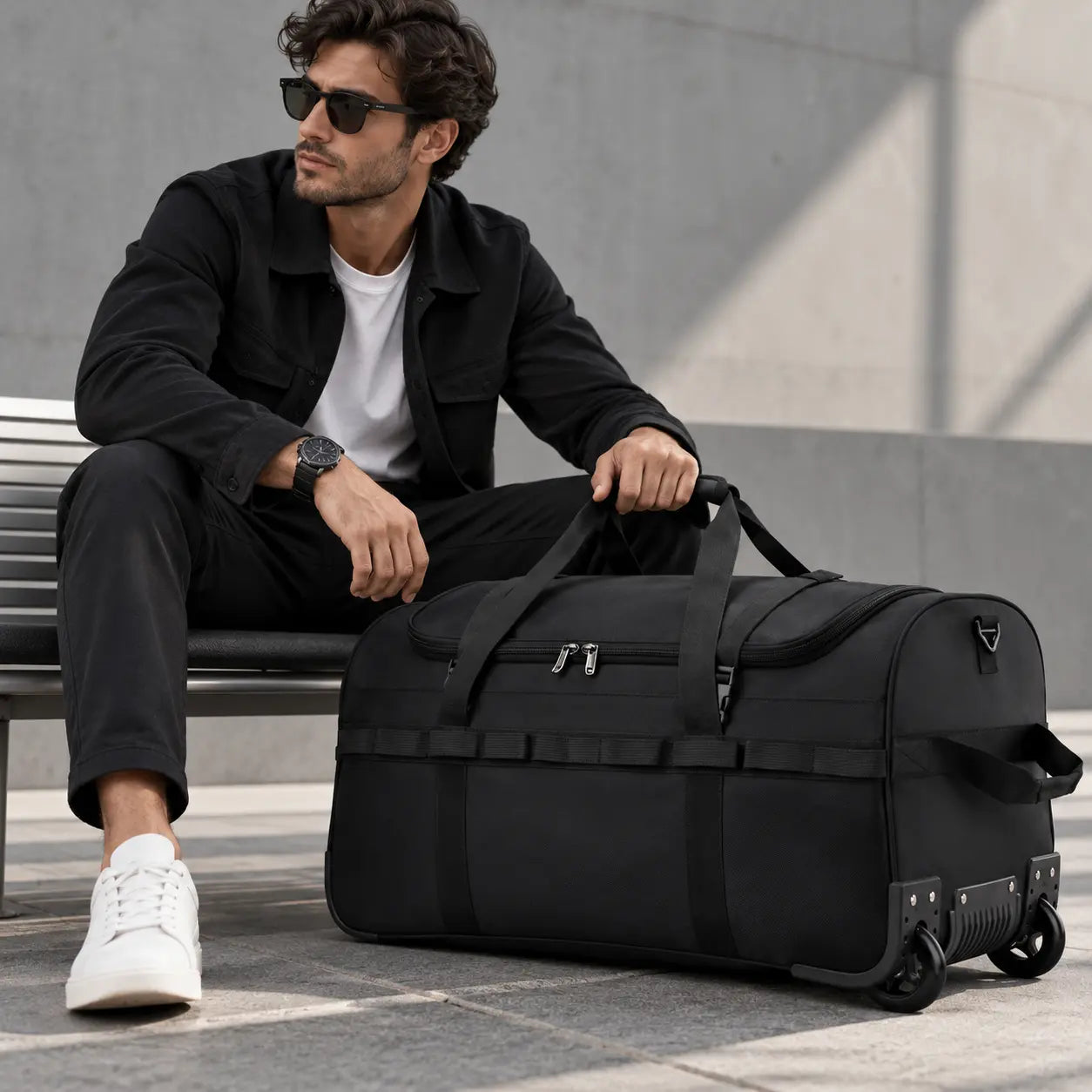 Sac polochon à roulettes robuste noir homme