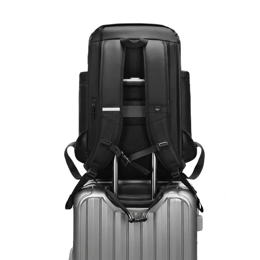 Sac_dos_de_voyage_50L_noir avec_compartiment_chaussures